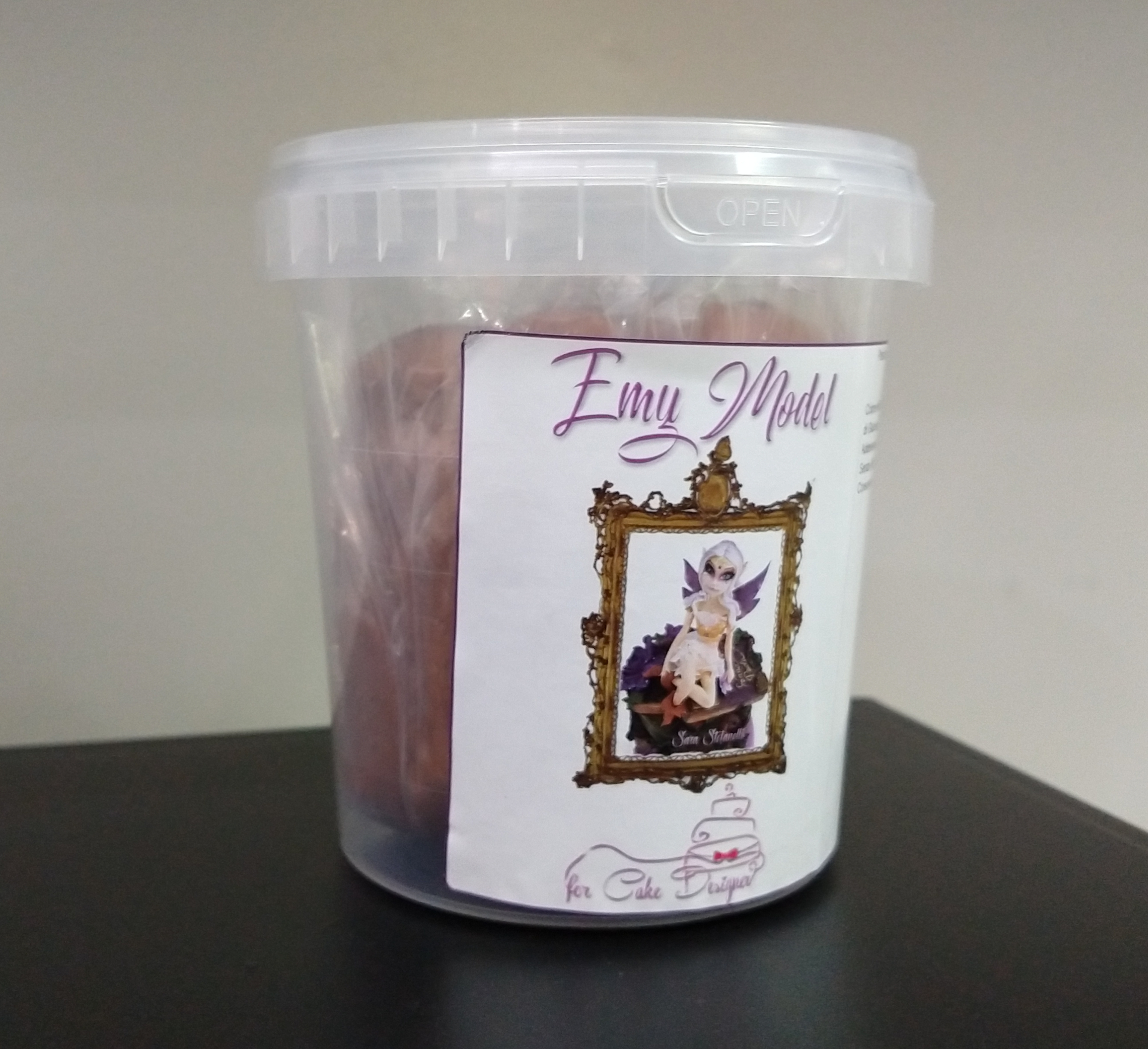 Emy Model PLASTICA Marrone 1 kg con solo Burro di Cacao Massime Prestazioni